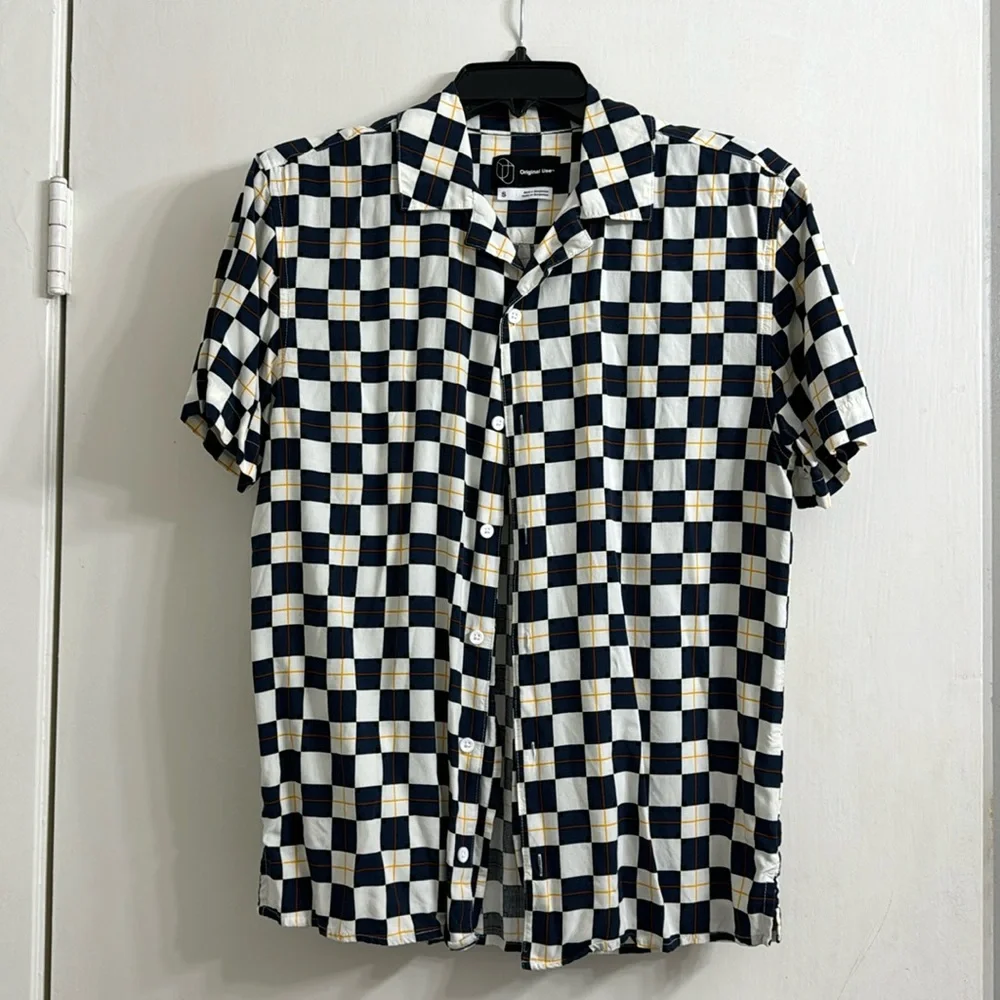 Checkered button up - Picture 1 of 3